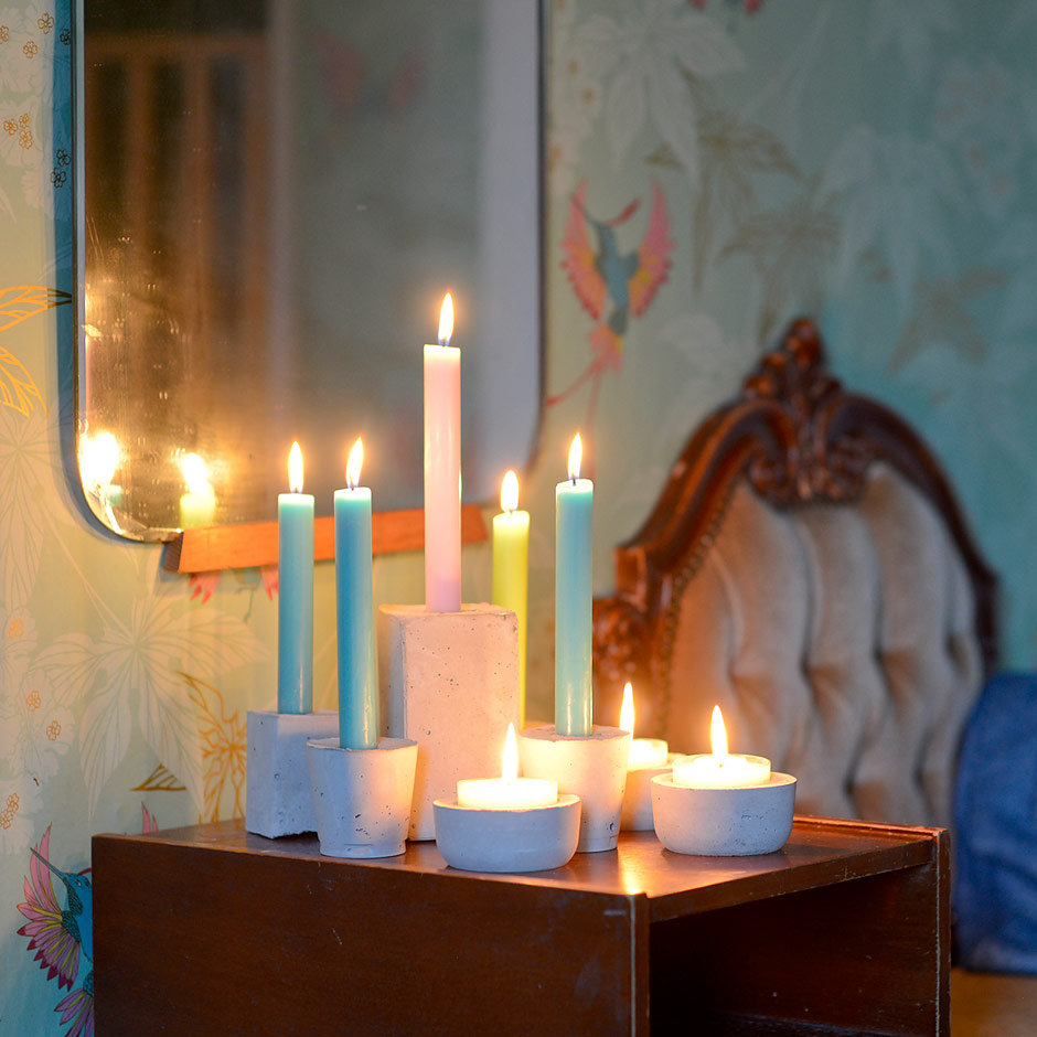 DIY Concrete Candle Holders