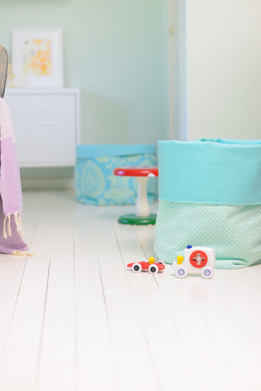 Easy DIY Fabric Storage Bucket